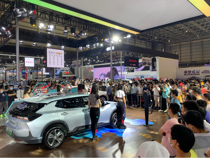 雪佛兰科迈罗ZL1惊艳亮相，火爆东莞春季国际车展0501V4204.png
