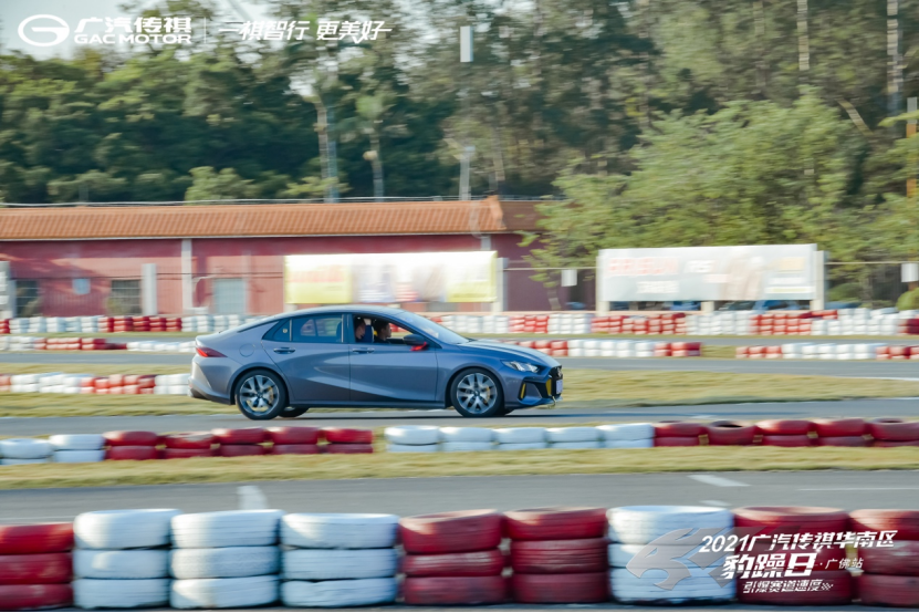 2021引爆赛道速度-豹躁日-媒体通稿 11.15V31012.png
