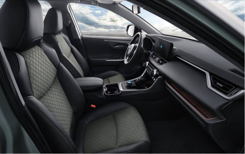 【新闻通稿】一汽丰田新RAV4荣放野性上市，售价17.68万元起2352.png