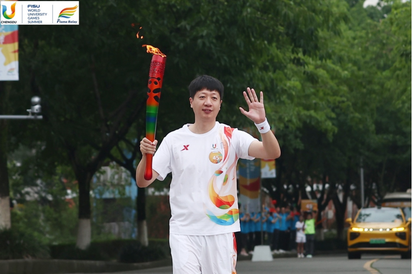 【FINAL】成都大运会一丰火炬手传播稿件-0727V6136.png